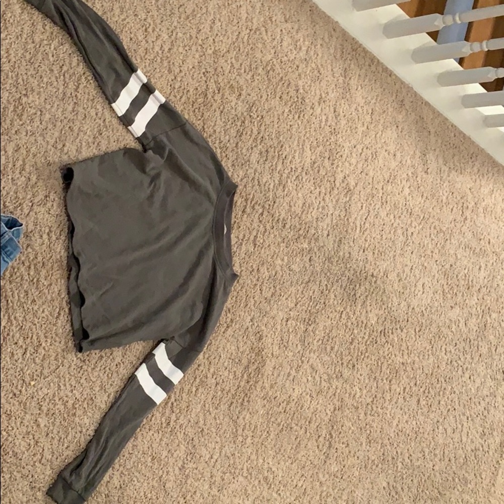A girls long sleeve top/sweatshirt